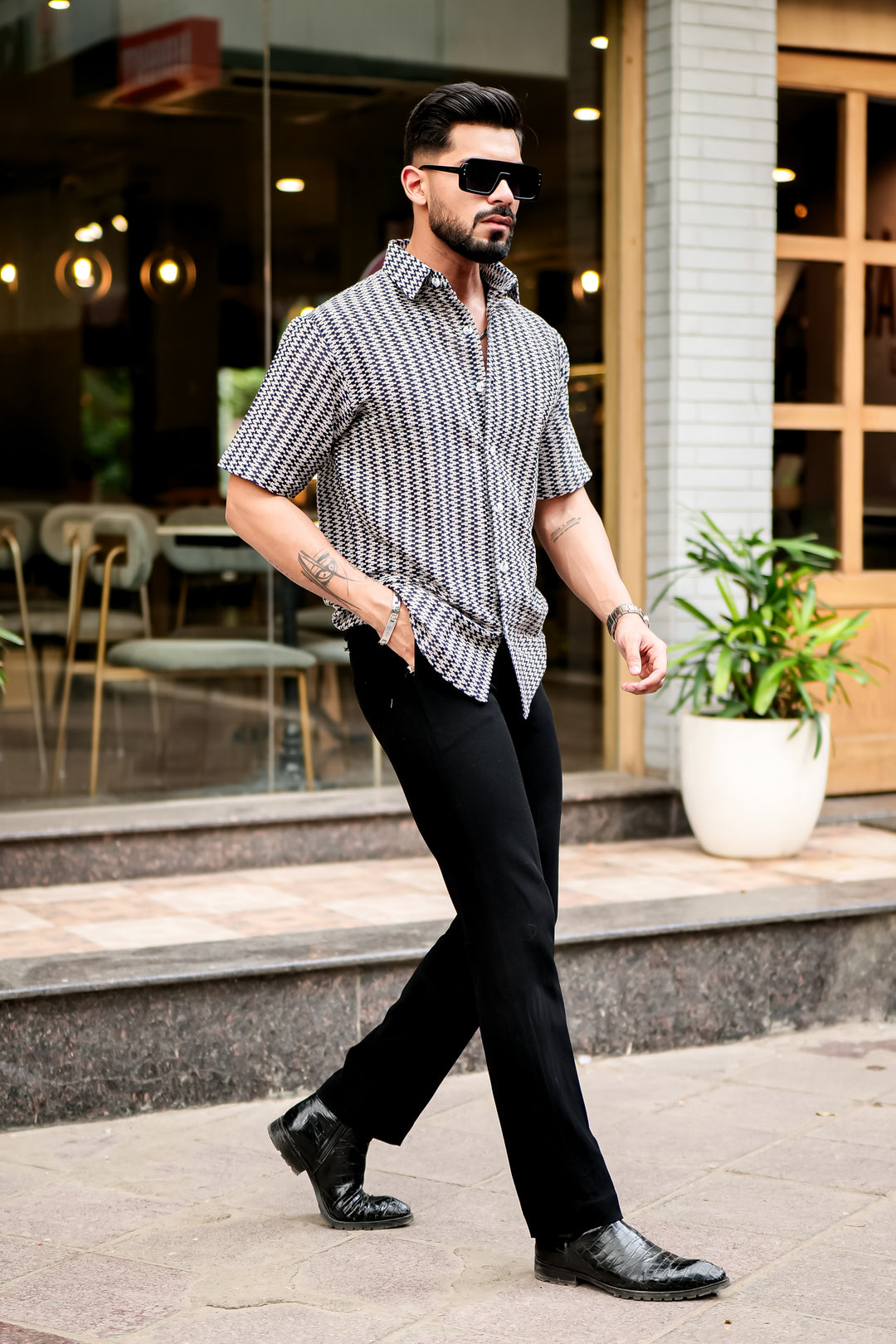 Black Zig-Zag Stripe Crochet Shirt