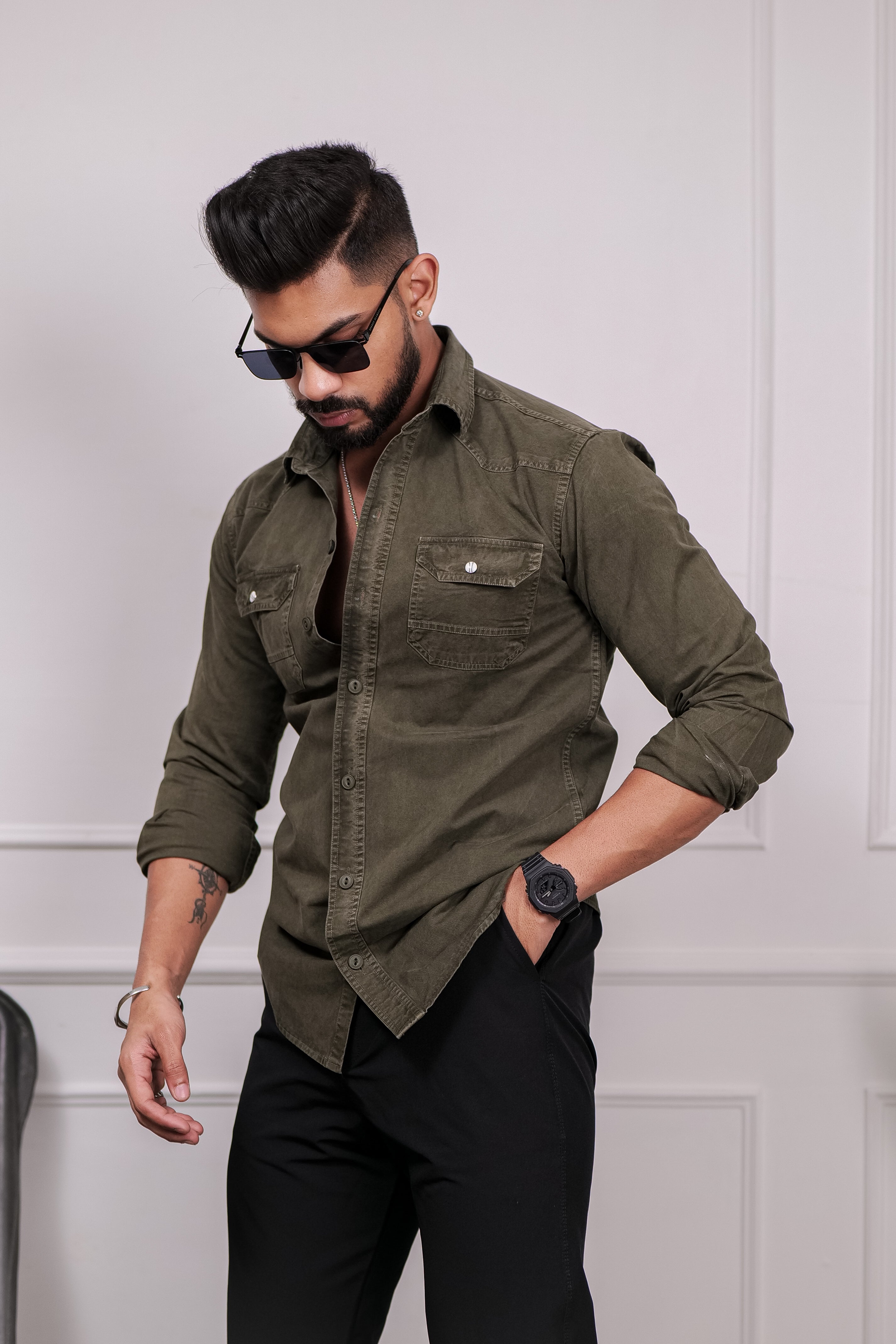 Olive green double pocket hot sale shirt